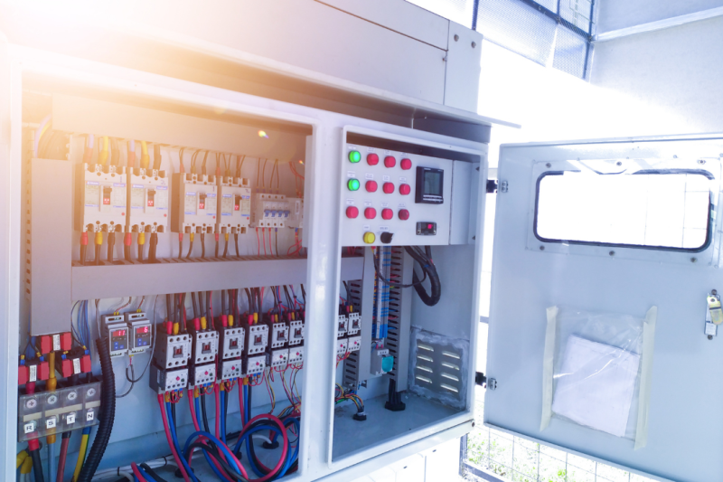 A Importância dos Painéis Elétricos para Garantir Segurança e Eficiência nas Instalações
